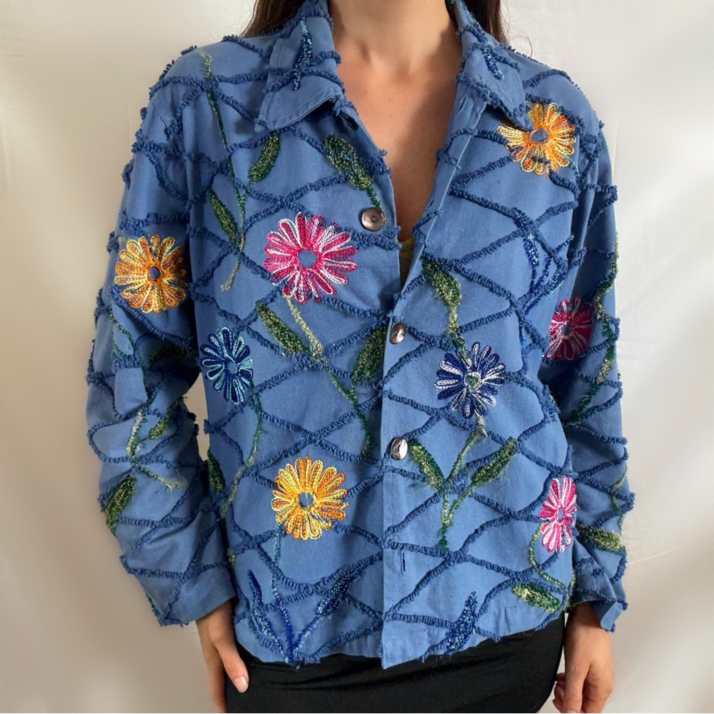 Vintage 90s embroidered floral button up blouse top eclectic fairy shacket